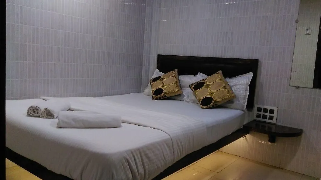 Hotel Paris Residency-1