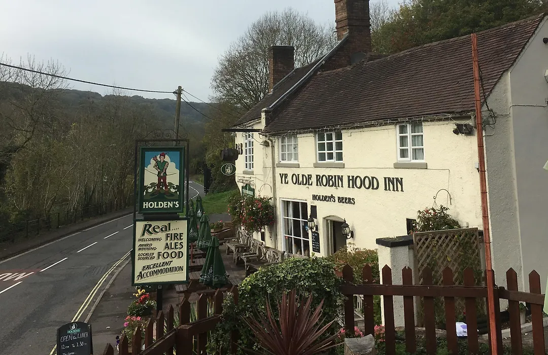 Ye Olde Robin Hood Inn-1
