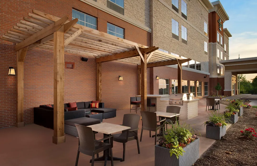 Homewood Suites By Hilton Kansas City Speedway-1