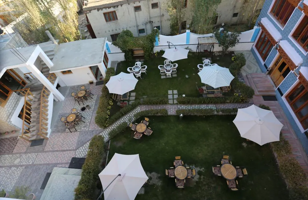 Hotel Rafica-1