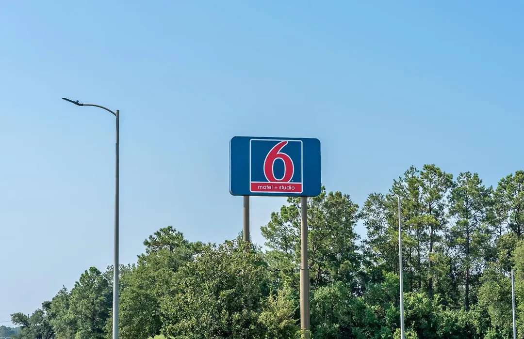 Studio 6 Hammond, La I12 I55-1