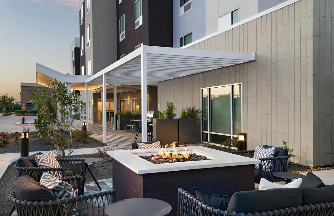 Towneplace Suites By Marriott Houston Tomball-1