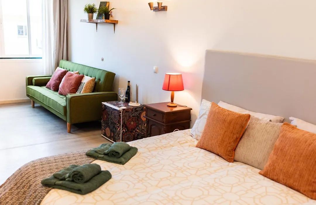 Seaview Ensuite Rooms In Sagres Centre - Casa Maluka-1