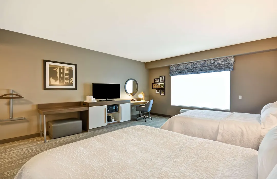 Hampton Inn Livonia Detroit-1