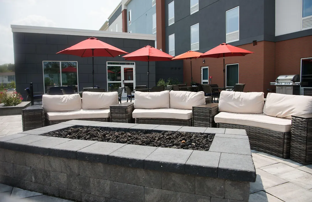Hampton Inn & Suites Warrington Horsham-1