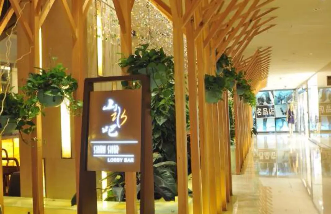 China Palace Hotel-1