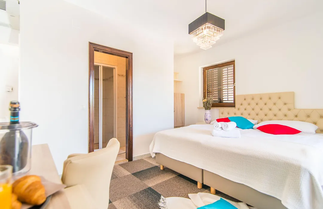 Hotel Villa Vrsar-1