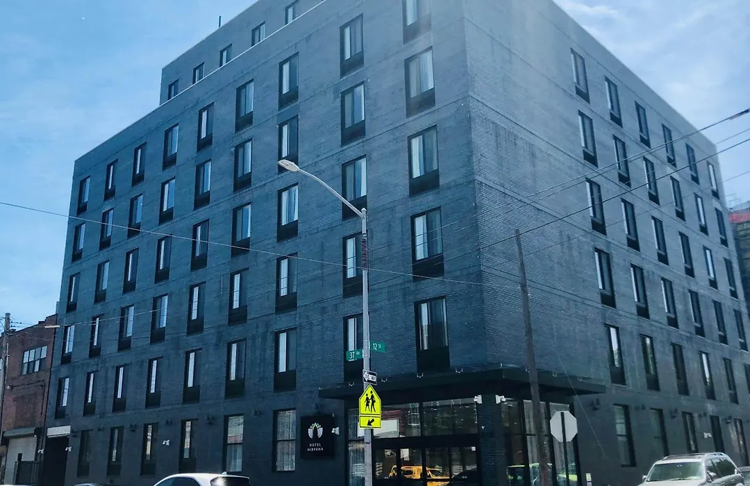 Hotel Nirvana-1