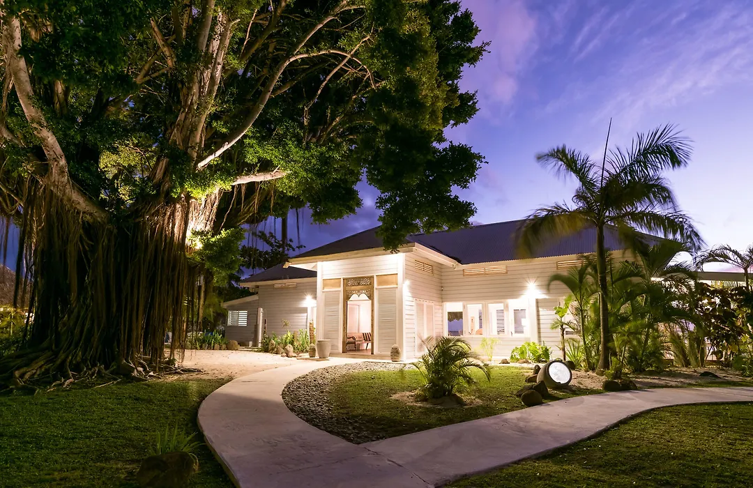 Moorea Beach Lodge-1