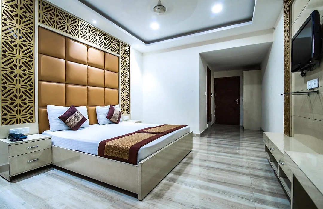 A New Delhi Hotel Orchid Garden-1
