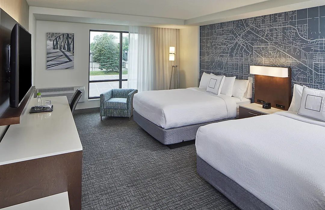 Courtyard By Marriott Minneapolis West-1