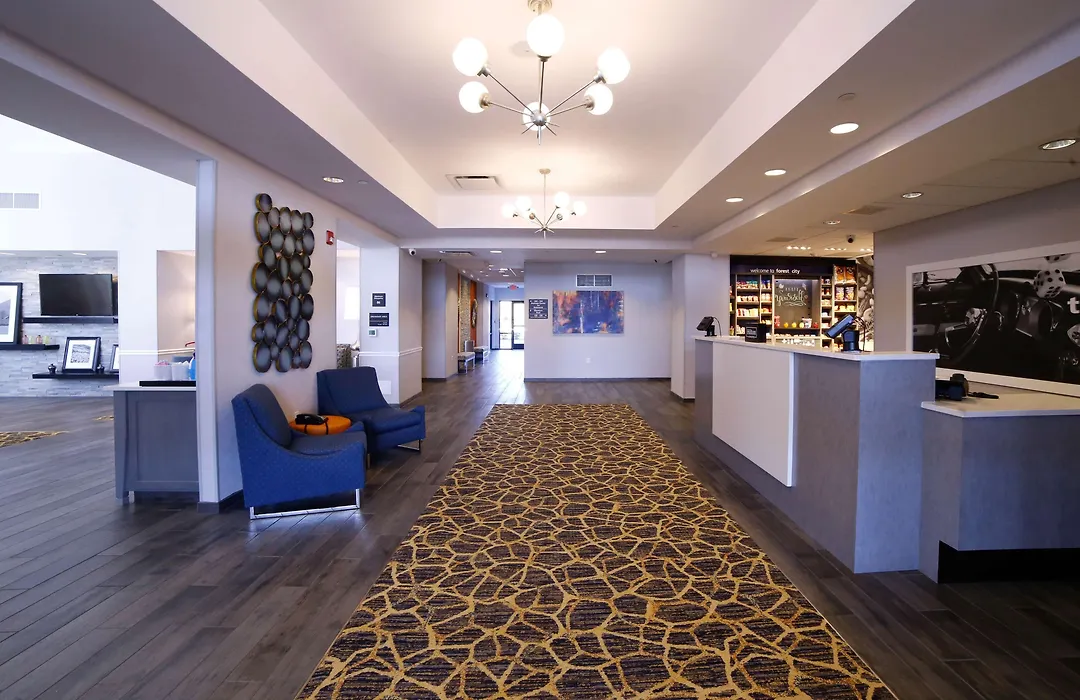Hampton Inn & Suites Forest City-1