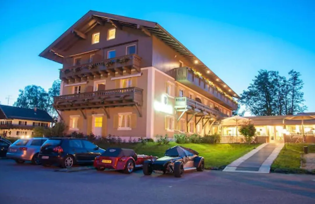 Hotel Schlossblick Chiemsee-1