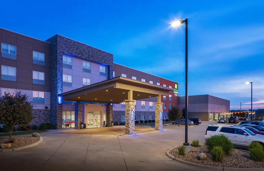 Holiday Inn Express & Suites Sioux City North - Event Center By Ihg-1