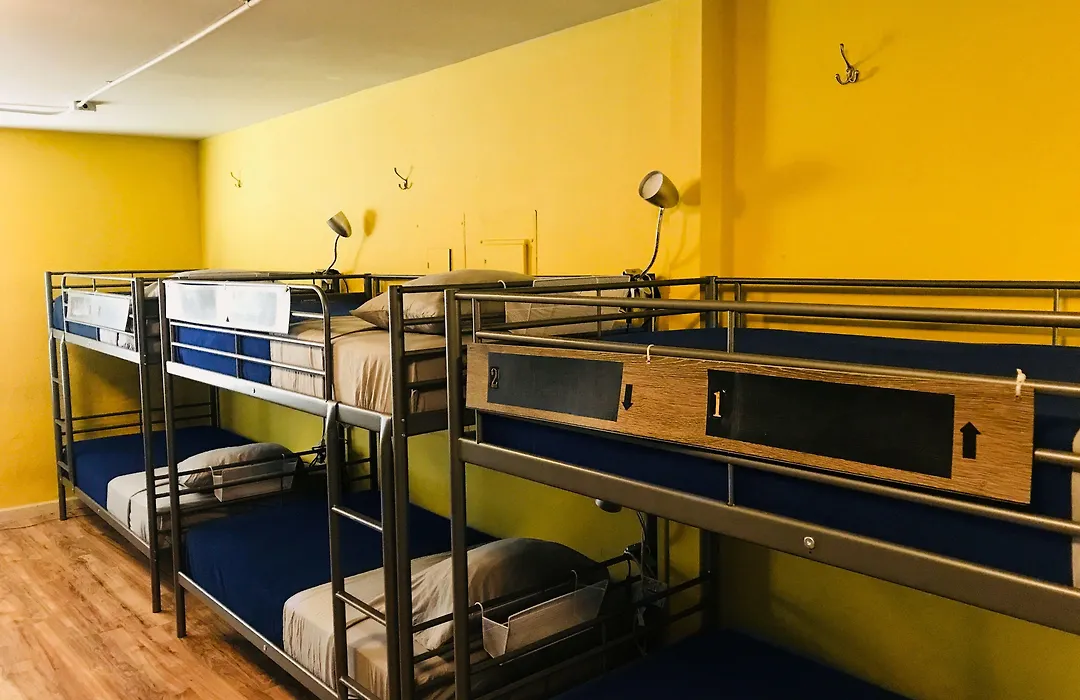 Melrose Hostel (Adults Only)-1