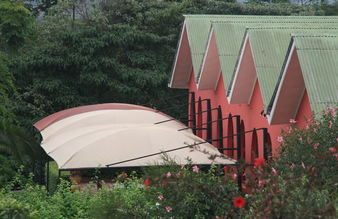 Highview Hotel-1