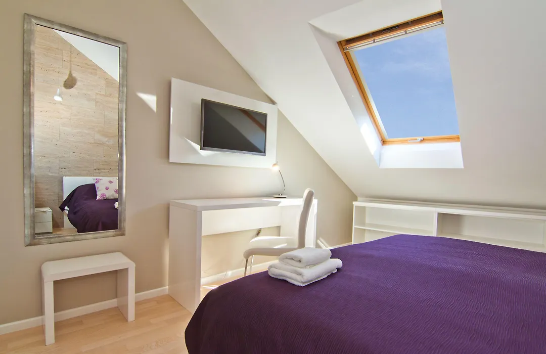 Laura Lux Suites-1