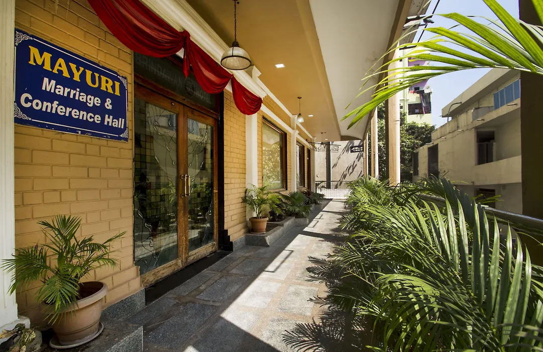 Oyo 7976 Dilsukhnagar-1