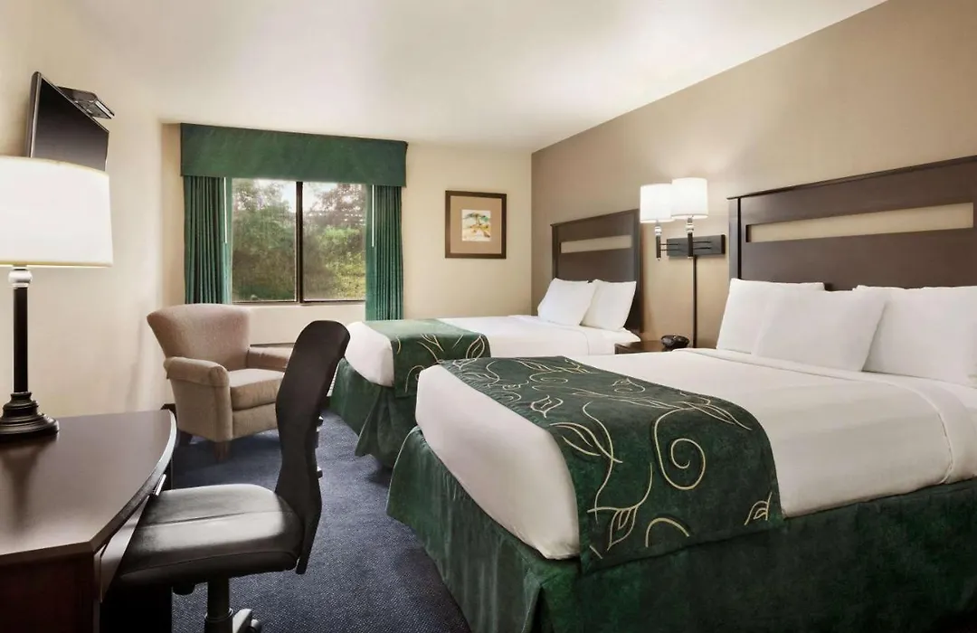 Travelodge Brunswick-1