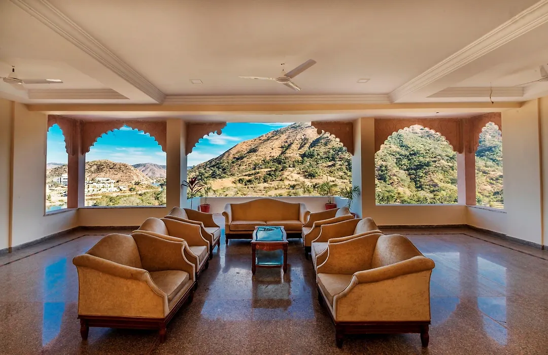 Kumbhalgarh Fort Resort-Pure Veg-1