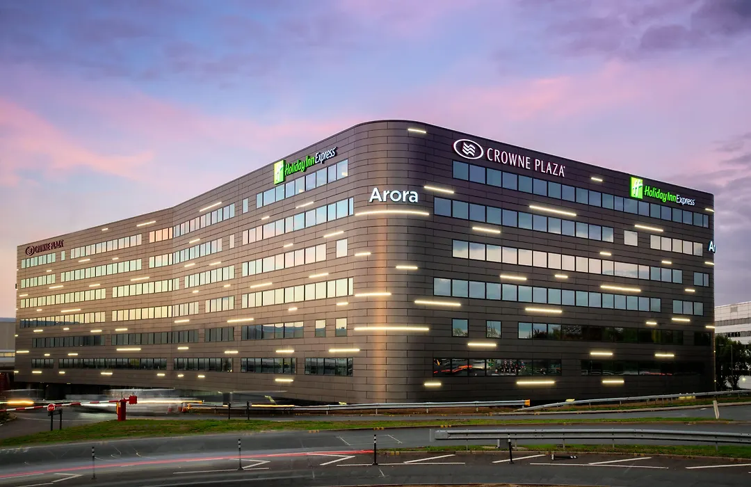 Crowne Plaza London Heathrow T4 By Ihg-1
