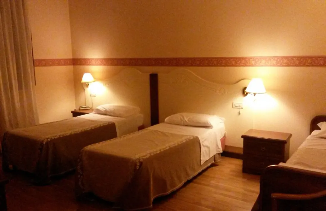 Albergo Ristorante Flora-1