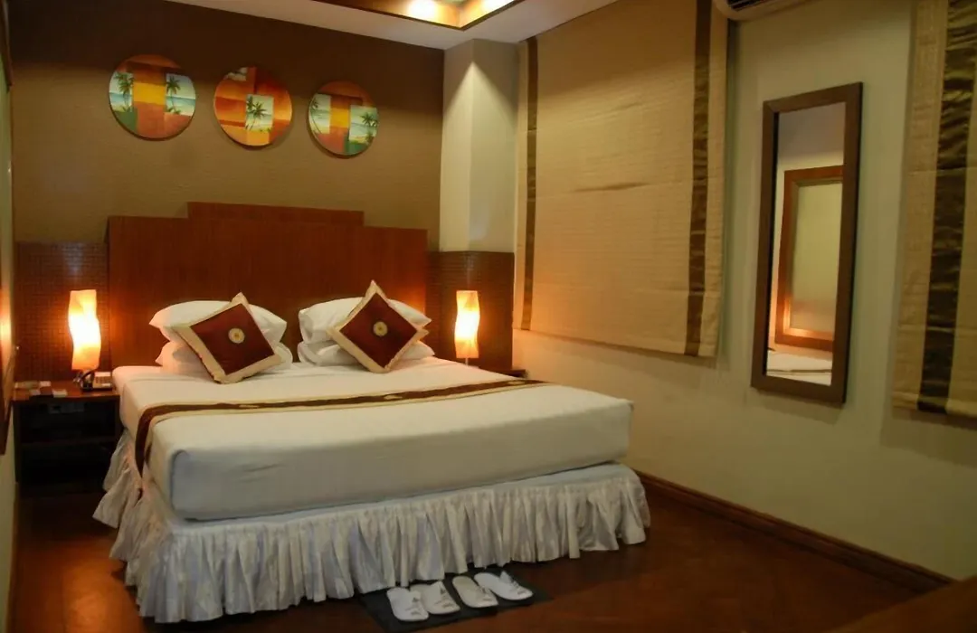 Hotel Shwe Gone Daing, Yangon-1