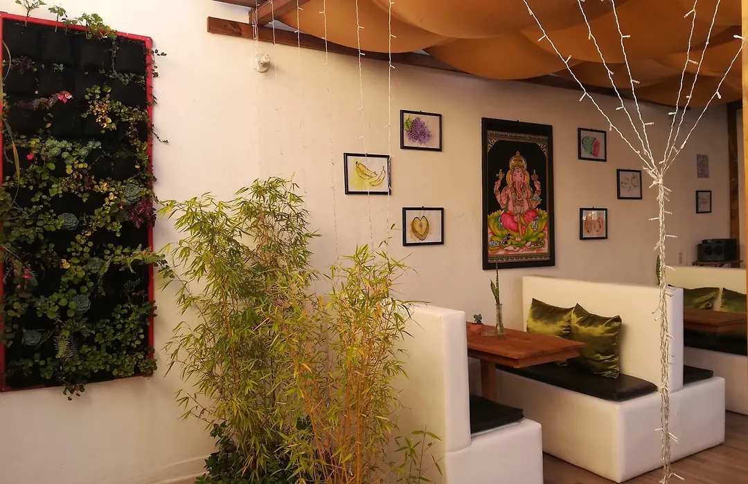 Ganesha Hotel-1