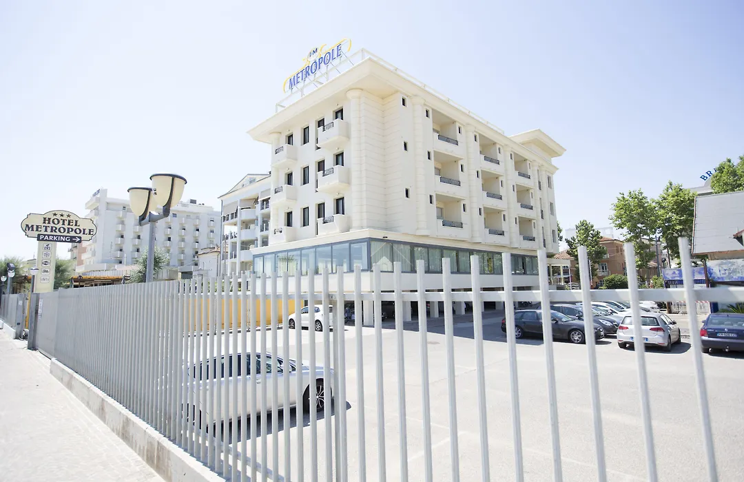Hotel Metropole-1