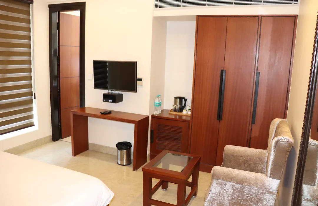 Holy River Hotel-1