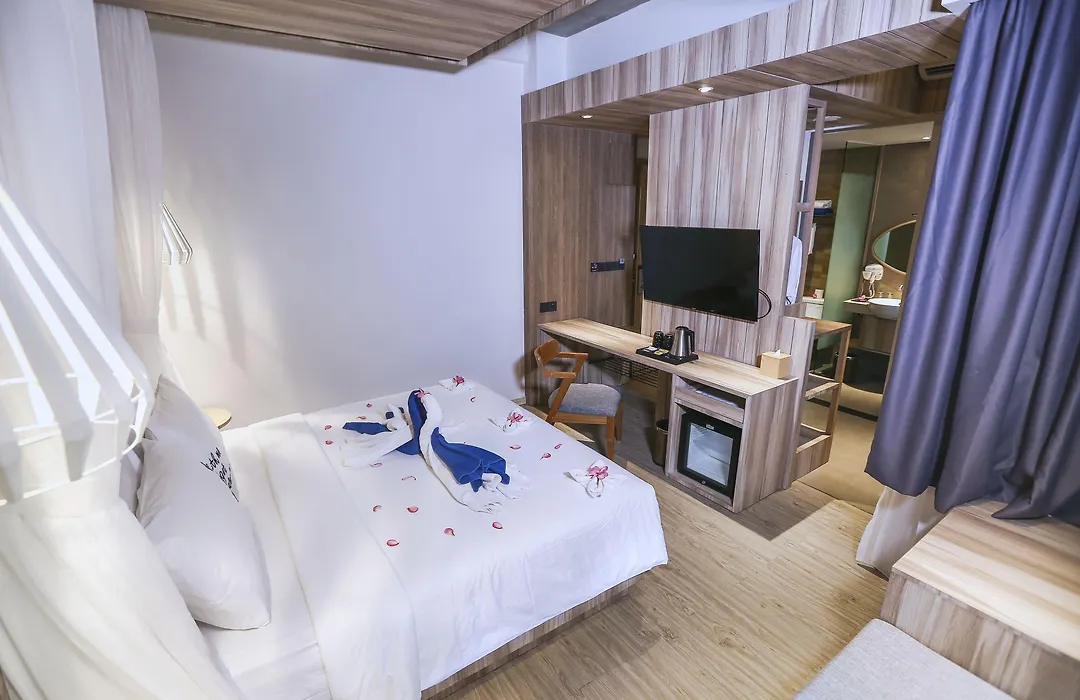 Marc Hotel Gili Trawangan-1