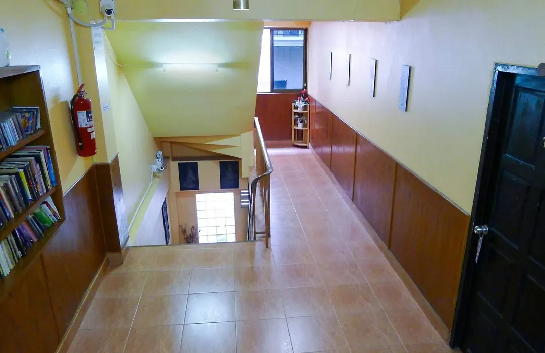 Metro Apartments-1