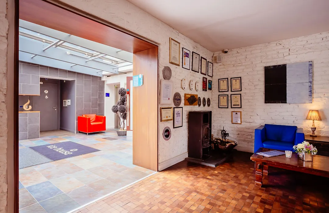 Ice House Hotel-1