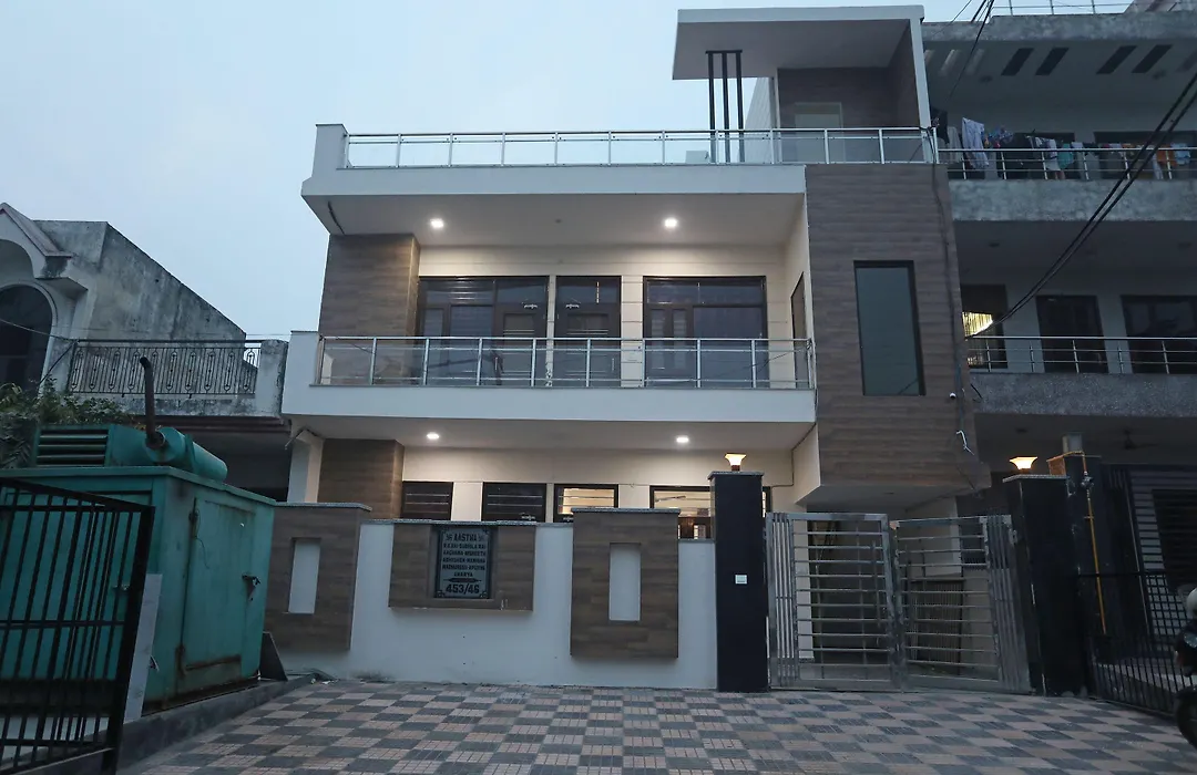 Oyo 10888 Aastha Residency-1
