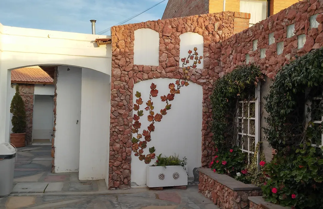 Hosteria Las Piedras-1