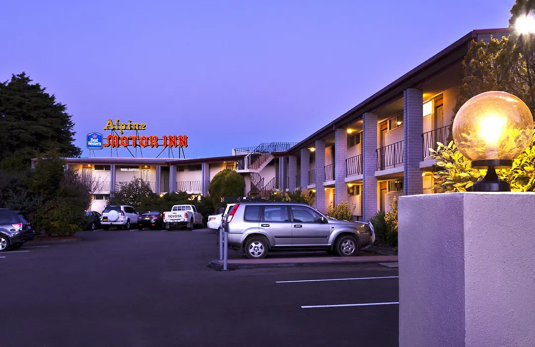 Alpine Motor Inn-1