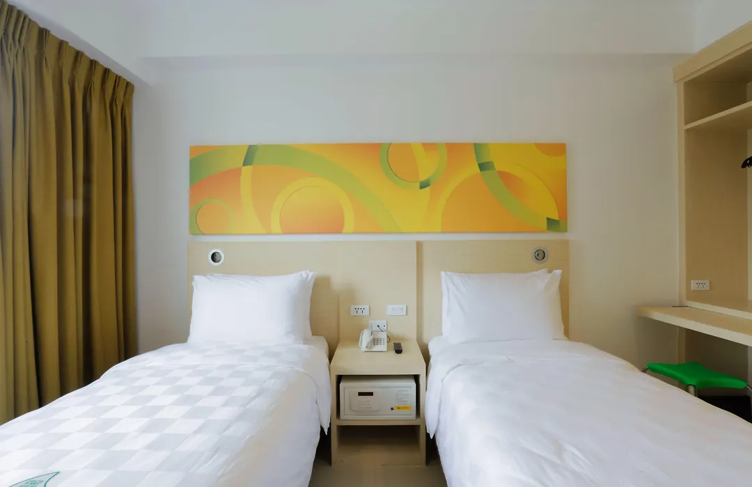 Go Hotels Timog-1