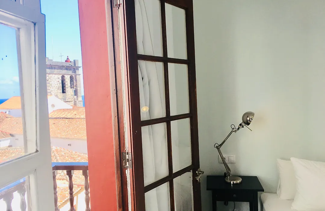 El Hotelito 27-1