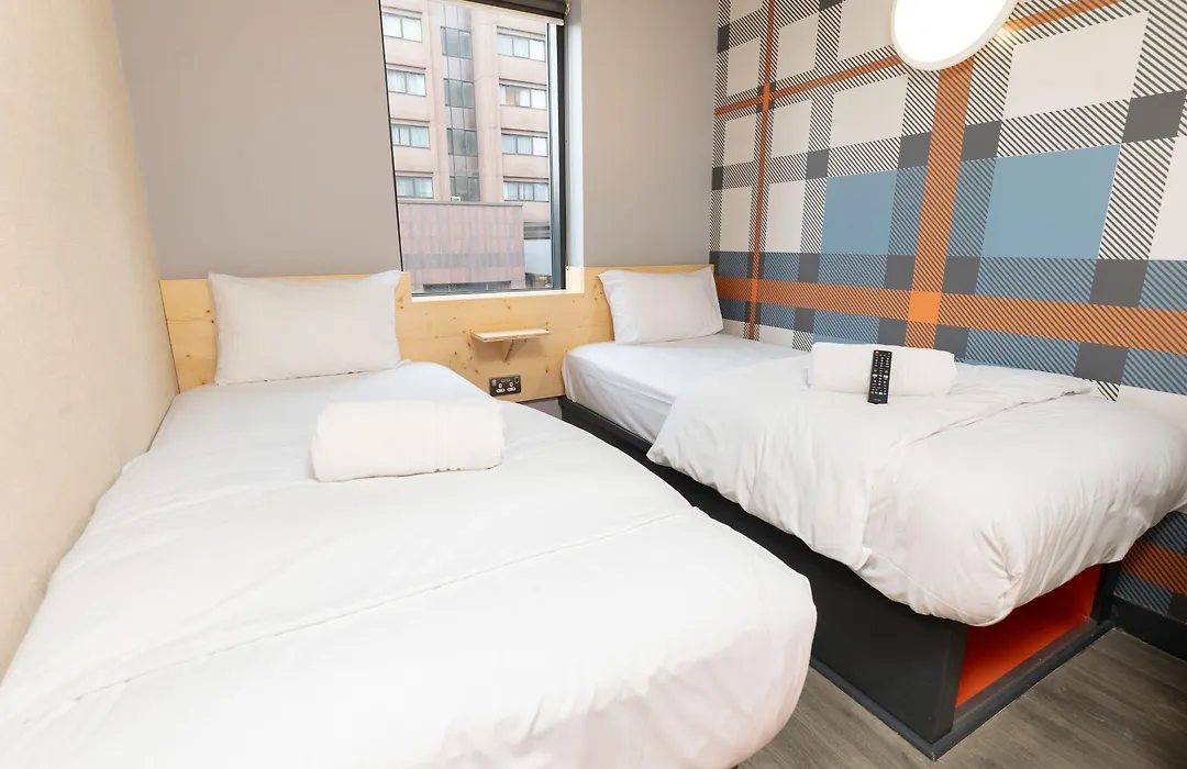 Easyhotel Glasgow City-1