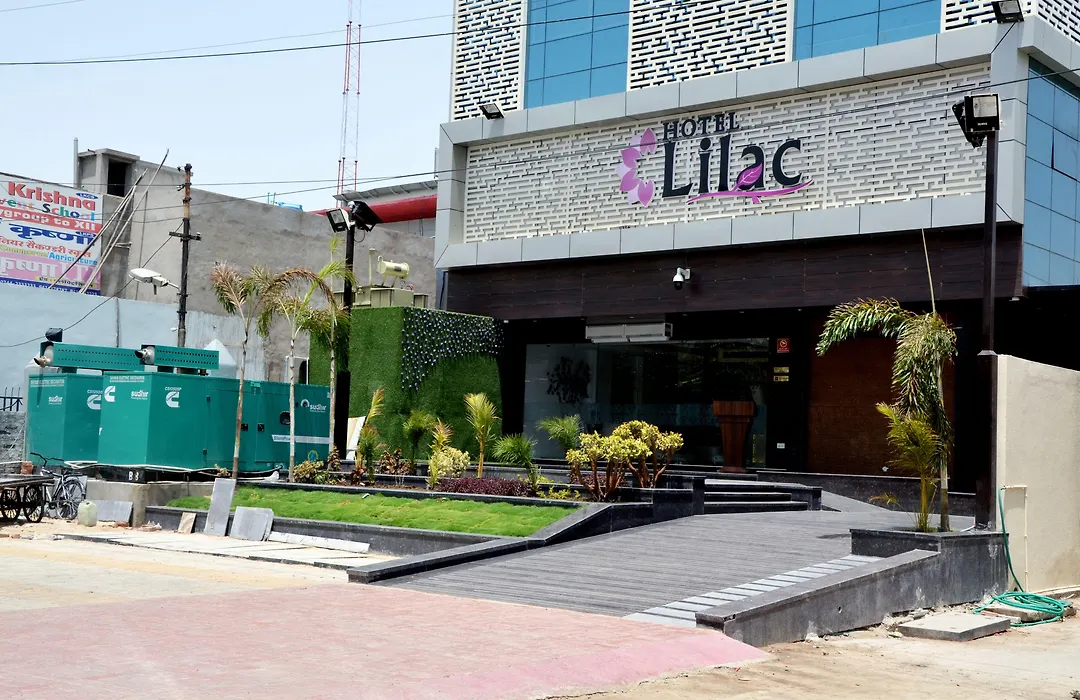 Hotel Lilac-1