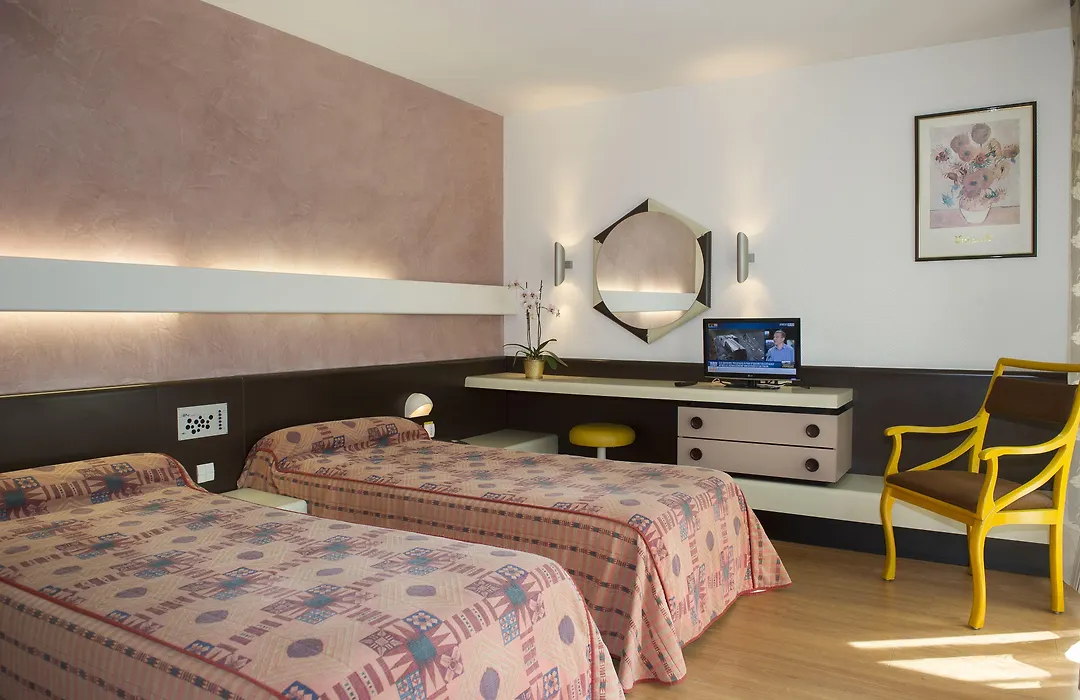 Hôtel Urbain V-1