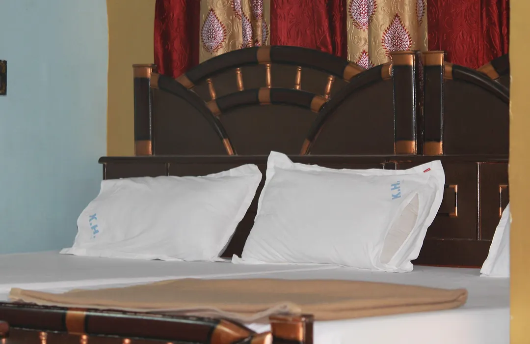 Kanchan Hotel-1