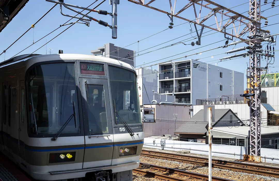 Nedoco Osaka West-1
