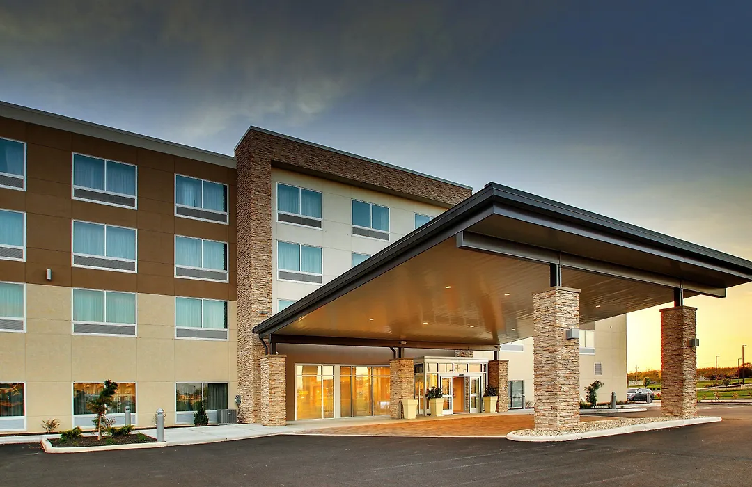 Holiday Inn Express & Suites Findlay North By Ihg-1