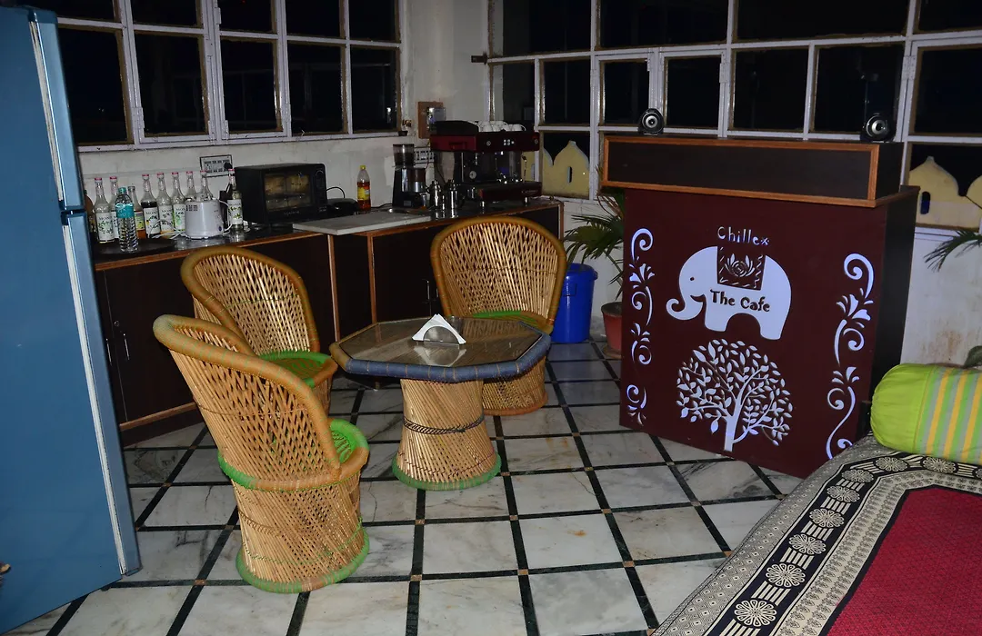 Hotel Janak Niwas-1
