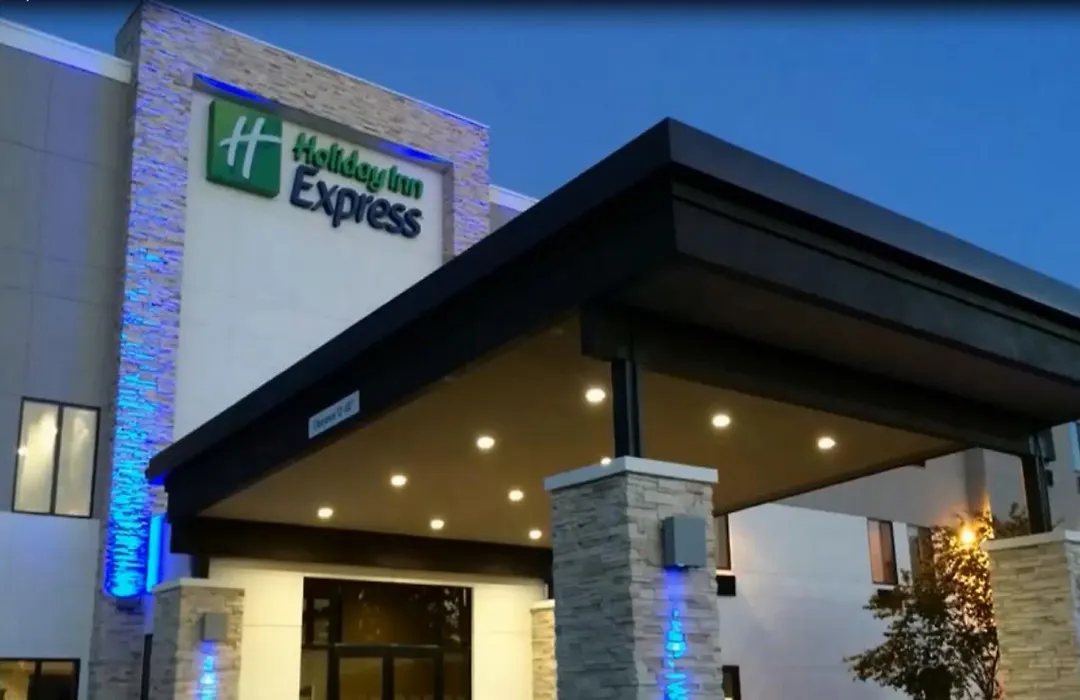 Holiday Inn Express & Suites - Oklahoma City Airport By Ihg-1