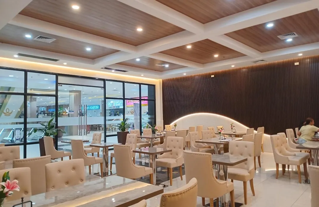 Lotus Blu Hotel Naga-1