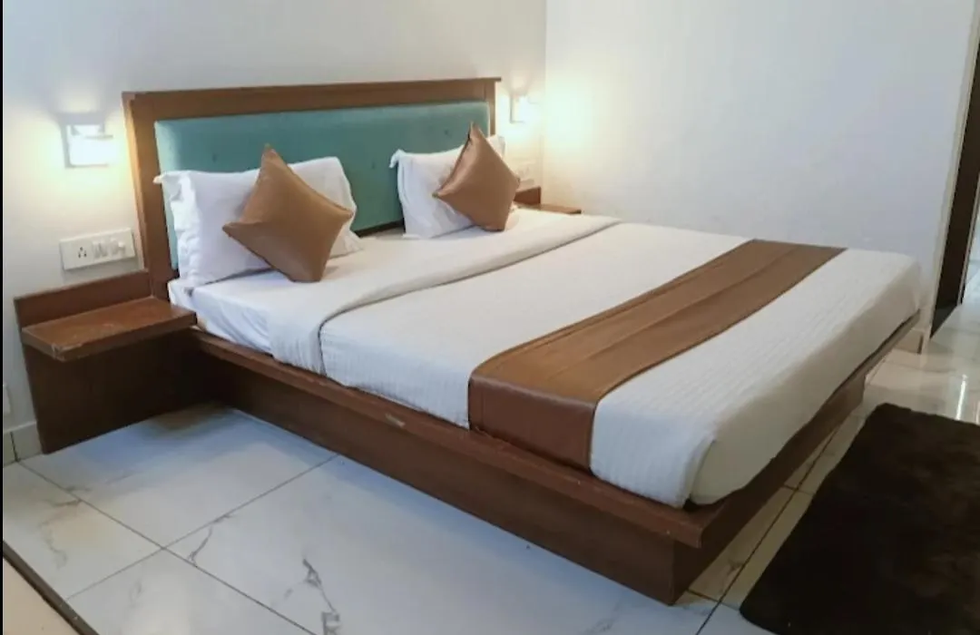 Hotel Park Land-1