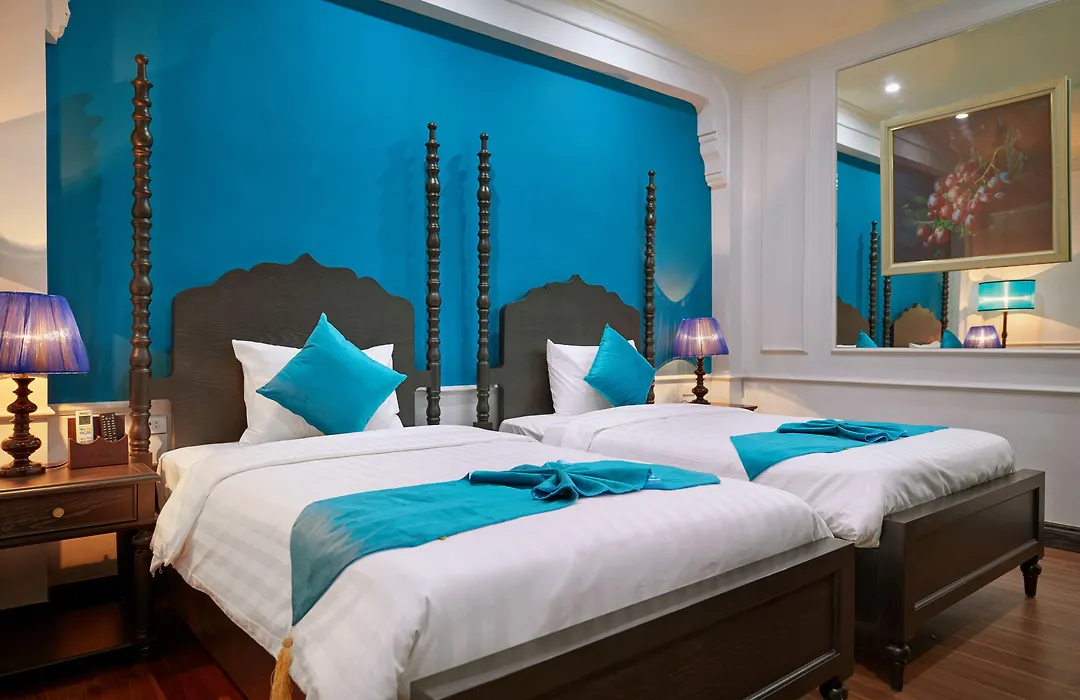 Manoir Des Arts Hotel-1