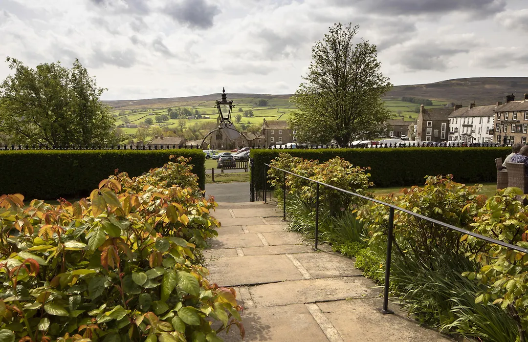 The Burgoyne - Stunning Hotel With Amazing Views And Impeccable Service-1